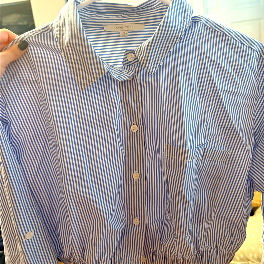 Semi cropped button down